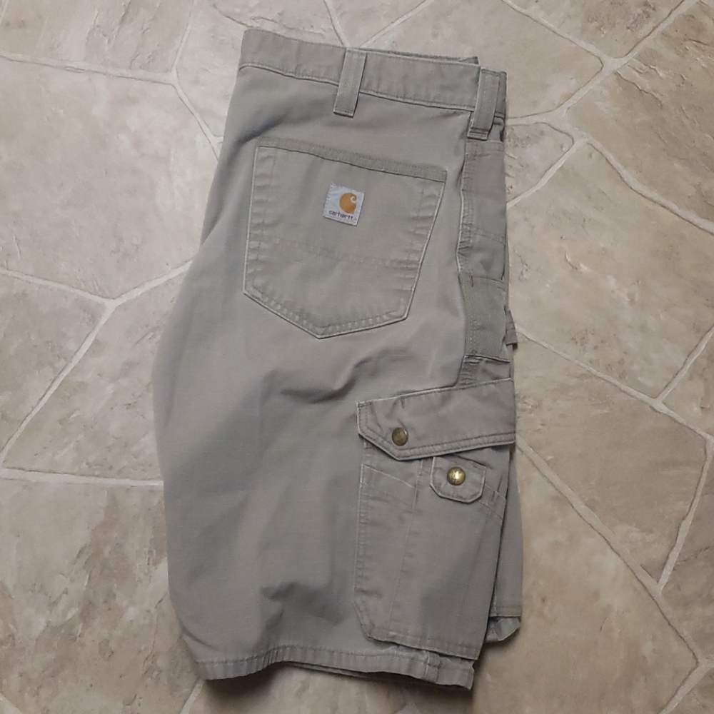 Carhartt size 34 shorts